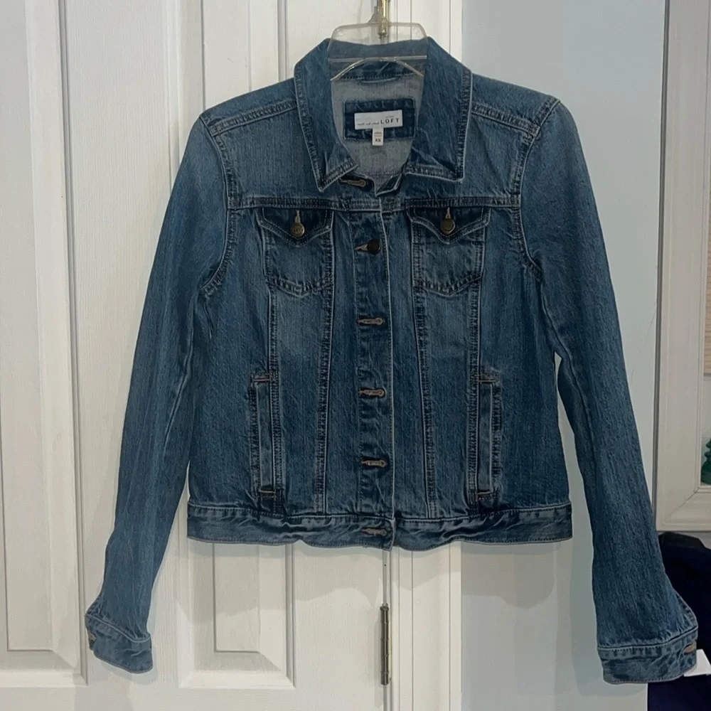 LOFT Denim Trucker Jacket in Classic Indigo Wash Size XS - Picture 6 of 10